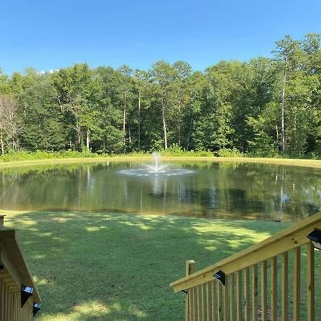 Serene 1Br Cabin Near Nc Z00 With Loft & Waterview 阿什伯勒 外观 照片