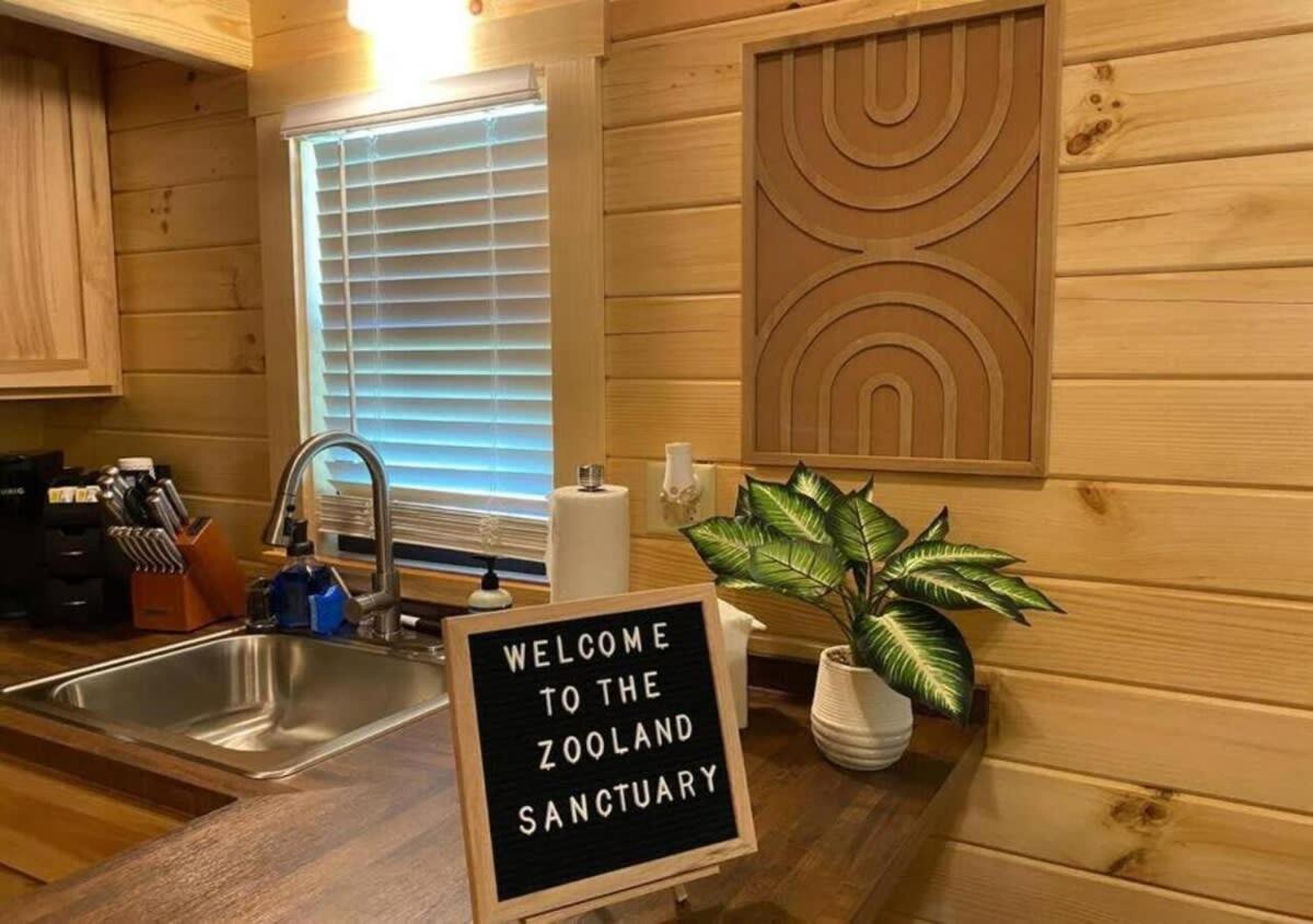 Serene 1Br Cabin Near Nc Z00 With Loft & Waterview 阿什伯勒 外观 照片